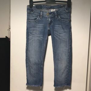 Levi’s crop jeans - size 3